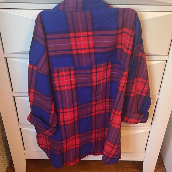 Old navy button down. - Picture 5 of 5